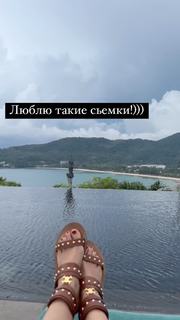 Kseniya Sobchak feet photo thumbnail