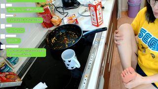 Kson feet photo thumbnail