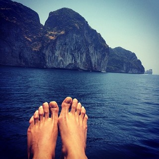 Kubbra Sait feet photo 6