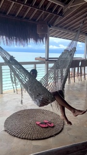 Kubbra Sait feet photo 11