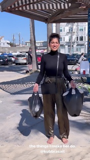 Kubbra Sait feet photo 9