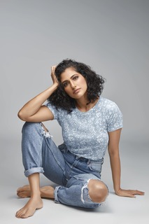 Kubbra Sait feet photo 1