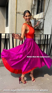 Kubbra Sait feet photo 12