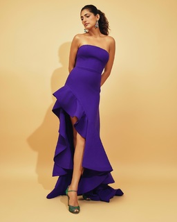 Kubbra Sait feet photo 9