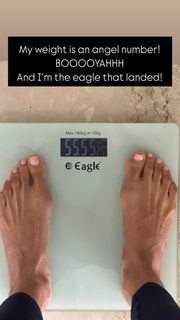 Kubbra Sait feet photo 1