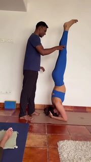 Kubbra Sait feet photo 17