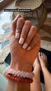Kubbra Sait feet photo 6