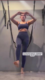 Kubbra Sait feet photo 15