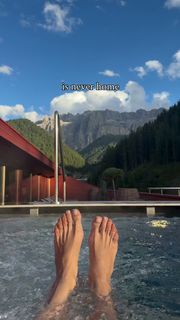 Kubbra Sait feet photo 7