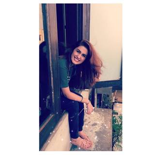 Kubra Khan feet photo 12