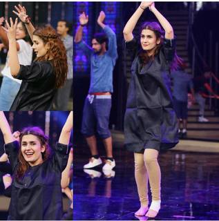 Kubra Khan feet photo 8