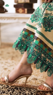 Kubra Khan feet photo 12