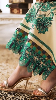 Kubra Khan feet photo 7