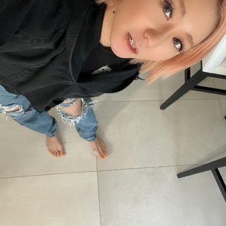Kumi Koda feet photo 2