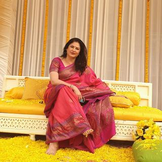 Kunickaa Sadanand feet photo 3