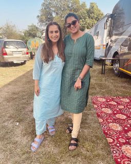Kusha Kapila feet photo 10