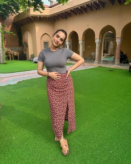 Kusha Kapila feet photo 20