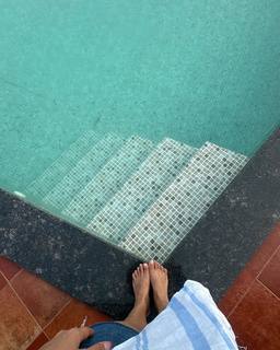Kusha Kapila feet photo 19