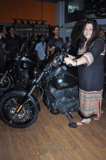 Kushboo feet photo 8