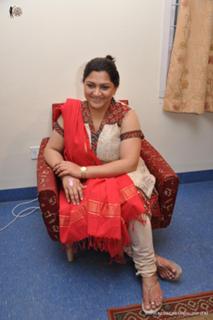 Kushboo feet photo 17