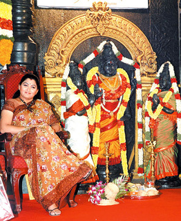 Kushboo feet photo 8