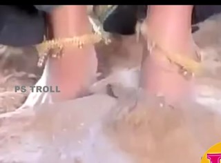 Kushboo feet photo 20