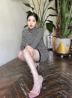 Kwon Eun-bi feet photo thumbnail