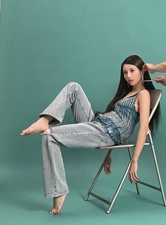 Kwon Eun-bi feet photo thumbnail