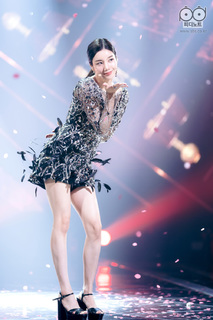 Kwon Eun-bi feet photo thumbnail