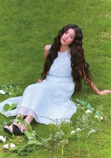 Kwon Eun-bi feet photo thumbnail