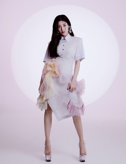 Kwon Eun-bi feet photo thumbnail