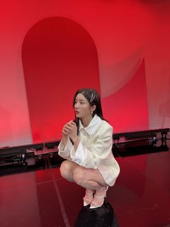 Kwon Eun-bi feet photo thumbnail