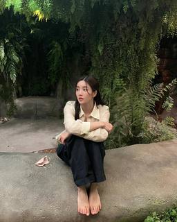 Kwon Eun-bi feet photo thumbnail