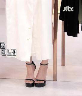 Kwon Eun-bi feet photo thumbnail