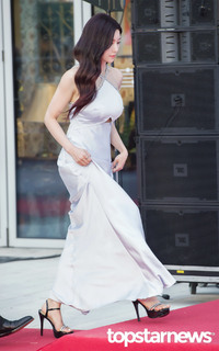 Kwon Eun-bi feet photo thumbnail