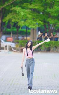 Kwon Eun-bi feet photo thumbnail