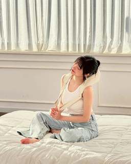 Kwon Eun-bi feet photo thumbnail