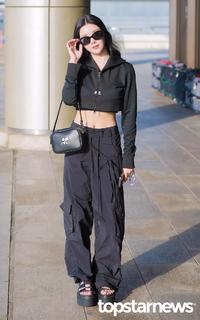 Kwon Eun-bi feet photo thumbnail