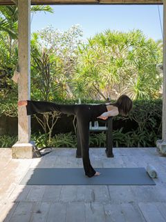 Kwon Eun-bi feet photo 1