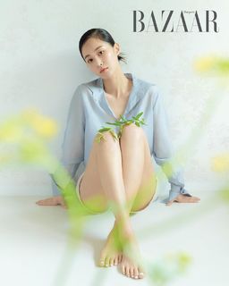 Kwon Yuri feet photo 19