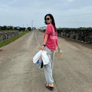 Kwon Yuri feet photo 8