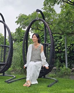 Kwon Yuri feet photo 19