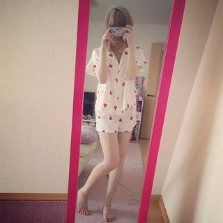 Kyary Pamyu Pamyu feet photo 2