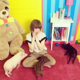 Kyary Pamyu Pamyu feet photo 1