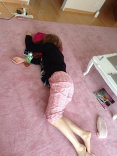 Kyary Pamyu Pamyu feet photo 12