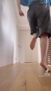 Kyary Pamyu Pamyu feet photo 19