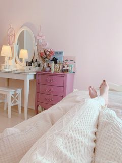 Kyary Pamyu Pamyu feet photo 9