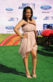 Kyla Pratt feet photo thumbnail