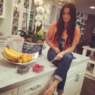 Kyle Richards feet photo thumbnail