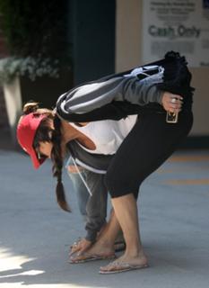 Kyle Richards feet photo thumbnail